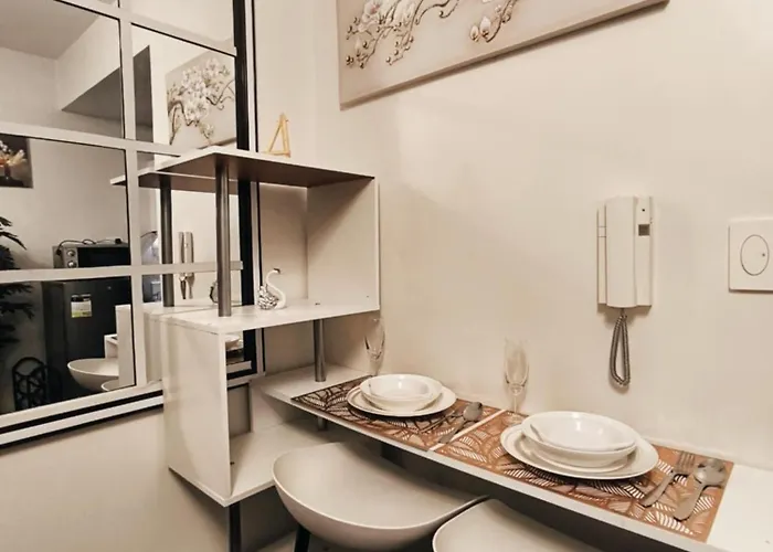 Haddie's Elegant Loft Apartment